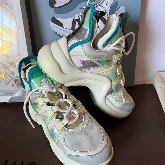 Louis Vuitton Authentic Archlight Sneakers Rare - Picture 7 of 17
